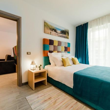 Alezzi Beach Resort Gorgeous Family Aparment Cu Piscina Năvodari Eksteriør bilde