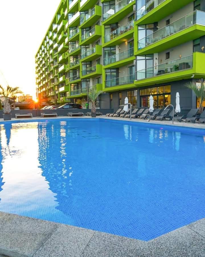 Alezzi Beach Resort Gorgeous Family Aparment Cu Piscina Năvodari Eksteriør bilde