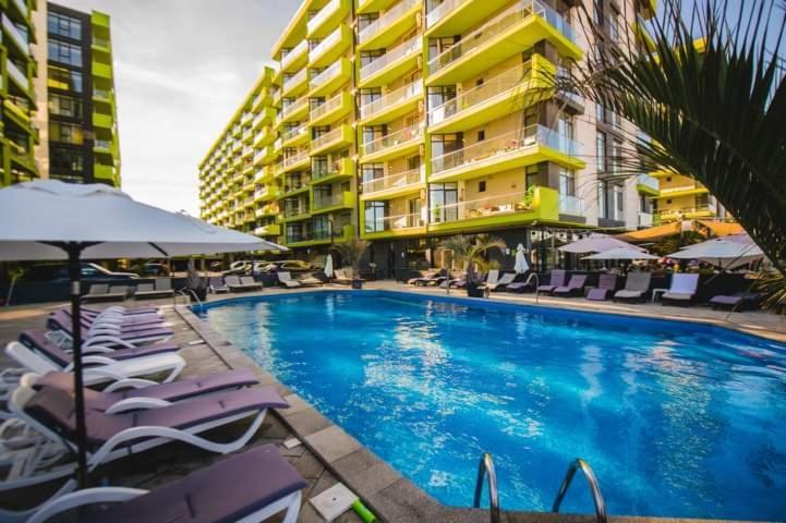 Alezzi Beach Resort Gorgeous Family Aparment Cu Piscina Năvodari Eksteriør bilde